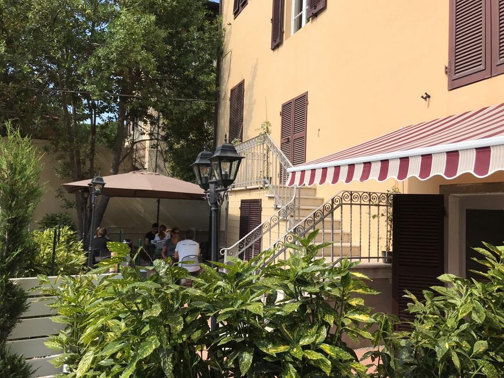 德艾博加塔尔别墅旅馆 比萨 外观 照片